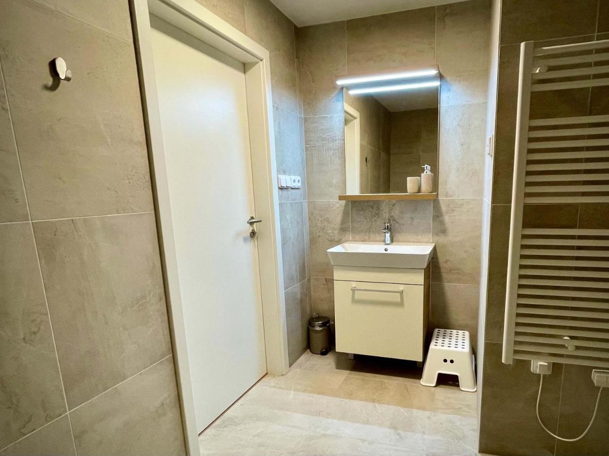 Polansky Dvur Apartment Velke Karlovice Bagian luar foto