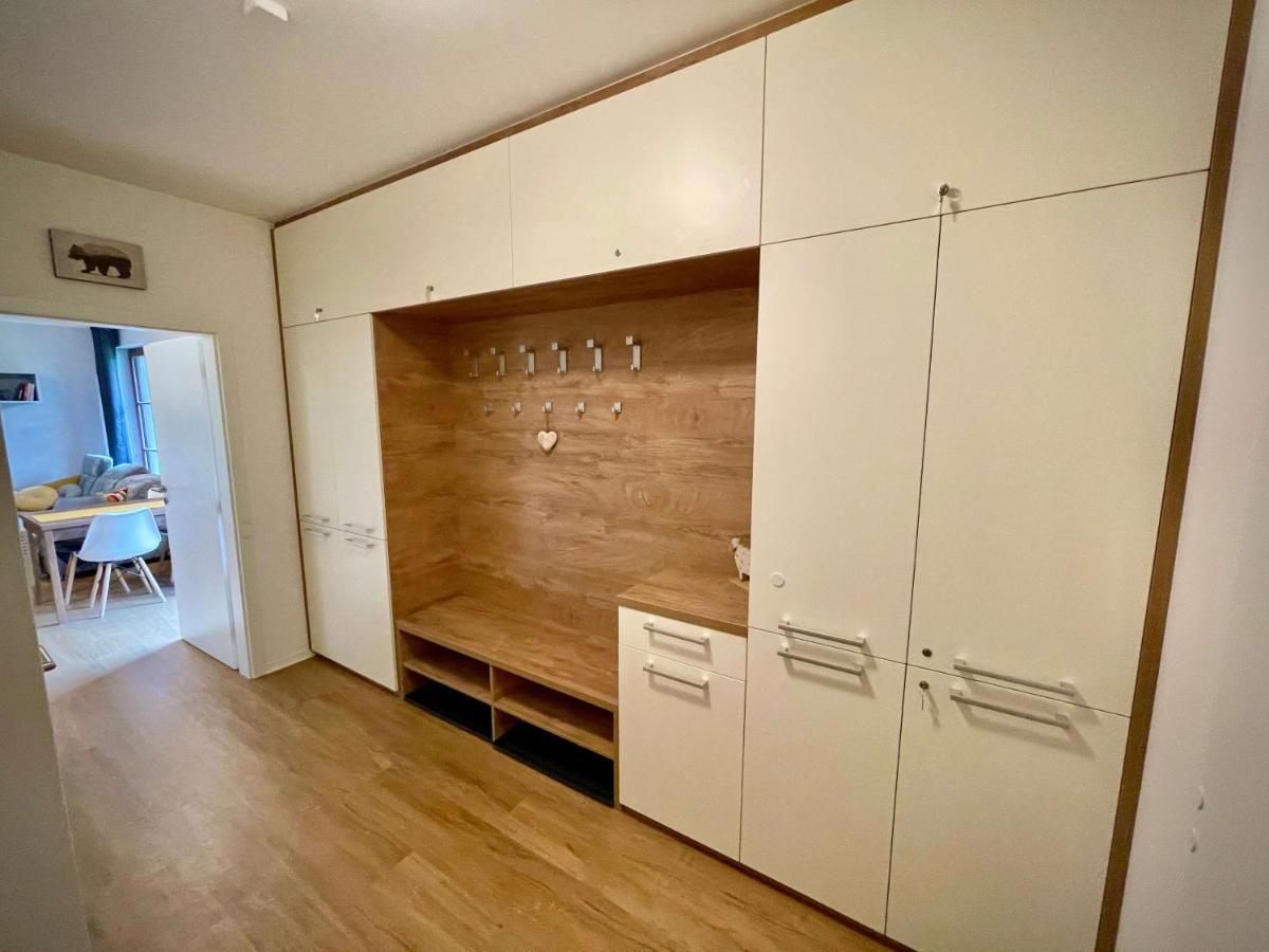 Polansky Dvur Apartment Velke Karlovice Bagian luar foto