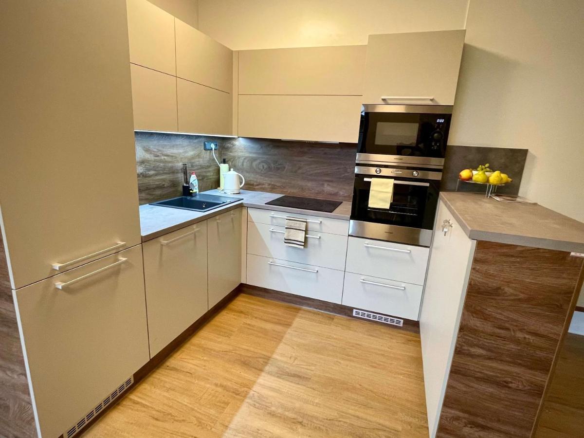 Polansky Dvur Apartment Velke Karlovice Bagian luar foto